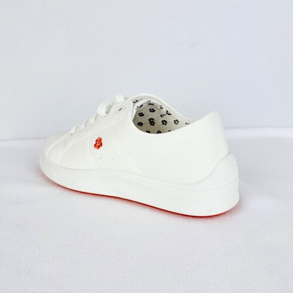 Tommy Bahama Women's Lorena Canvas White Sneaker Size 9 Memory Foam Lace Up NWOB - Picture 5 of 11